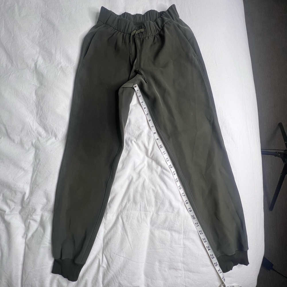 Green lululemon joggers
